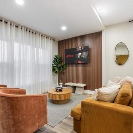 Elevated Gem - Sleeps 12 - 20 mins to Downtown Chicago, מלון באוק פארק