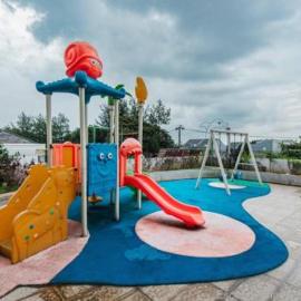 The Ras Hotel, hotel a Cileduk 1