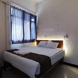Solo में, होटल OYO 95106 A Homestay Syariah