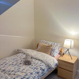 The Calm Space Room, Hotel in Balderton