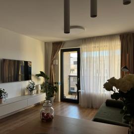 Chic & Cozy City Apartment near Nivy Station with free garage parking, hotel in Nivy
