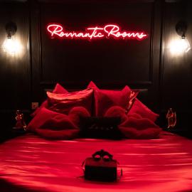 Romantic Rooms Granville