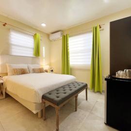 BethsAida Conference Center & Boutique Accommodations, hotel di Simpson Bay