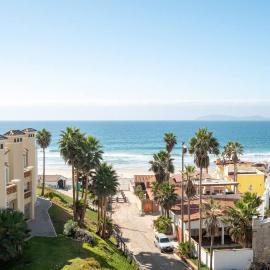 Playa Blanca Condo, מלון בטיחואנה