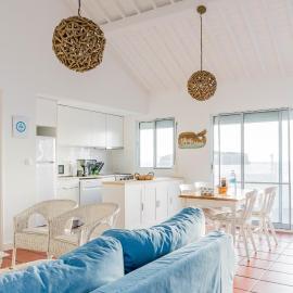 Quo Mosteiros Sunset House, hotel i Mosteiros