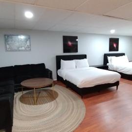 Private 1st Floor Unit near Balt City and John Hopkin
