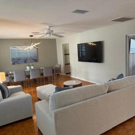 Cool ranch home with heated pool near beach