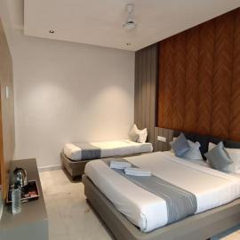 Hotel Kiara Eshosans Palace