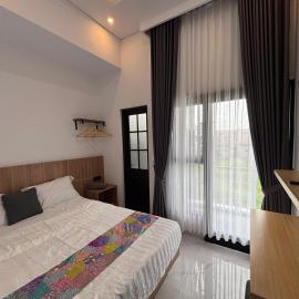 Omah Purwo Guest House
