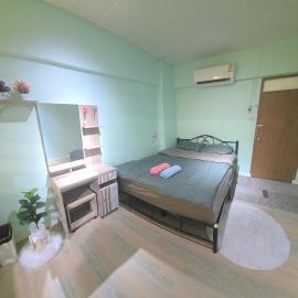 103 Lovely AC apartment with private kitchen