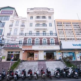 ANH ĐÀO HOTEL