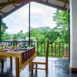Isuru Homestay Pidurangala