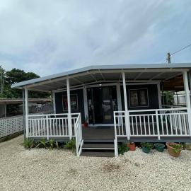 ILAISAANE's HOLIDAY HOME, hotel in Nuku‘alofa