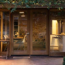 Thedell Cottage - A Boutique Heritage Escape, hotel in Auburn