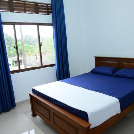 Hiru Two Bedroom Apartment - Hikkaduwa, hotel in Nikawatawana