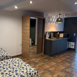 Agrobiskupin Kaczmarek 2, hotel in Gąsawa