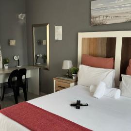 Secunda में, होटल K K K Guesthouse