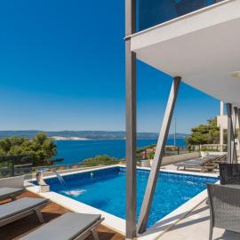 Apartman Mia 7 - Omis by Villas Guide
