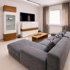 Zielone Apartamenty Katowice Chorzów, готель у місті Хожув