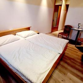 Rauchkuchl CenterCourt Hotel, hotel en Graz