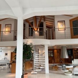 Luxus-Loft Atrium -X-, hotel i Rorbas