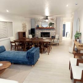 Spacious 4-Bedroom Home Near Indiana Dunes National Park, hotel i Gary