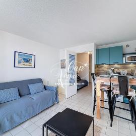 Studio 3 personnes classé 2 étoiles avec terrasse à 500m de la plage Cavalière, hotell sihtkohas Aigue-Belle