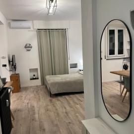 Swinburne: Cenova'da bir otel