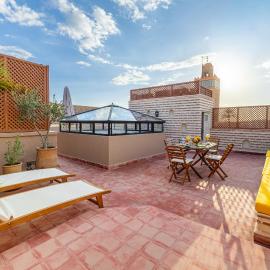 Riad Mimouna - Rooftop view & Breakfast option - 4 Rooms - Fully private- Best location, khách sạn ở Marrakech