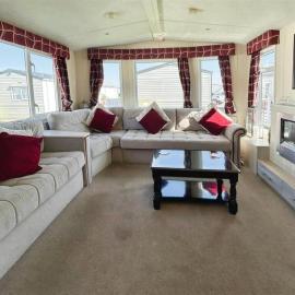 Seaview Holiday Park - 2 bedroom sleeps 6 Family & Pet friendly, hótel í Chestfield