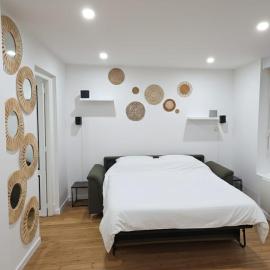 Appartement rénové à neuf Centre Gare Gisors lestroishorizons, hotel a Gisors