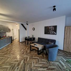 Apartament Lewi, hotel u gradu Gluholazi