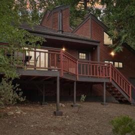 아이딜와일드에 위치한 호텔 Idyllwild Realty Vacations