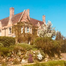 Cosy one bedroom flat in a country house, hotel in Bromham