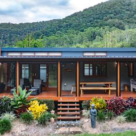 Mt Jukes Eco Retreat Supreme Lodge, hotel a Kuttabul