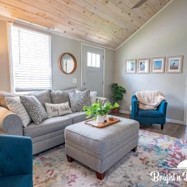 Walk to Lake Erie Renovated 2BR Huron Home Near Cedar Point & Kalahari، فندق في هورون