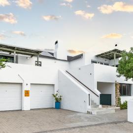 Abalone Hotel & Villas 2 Bedroom Apartment, hotel in Paternoster