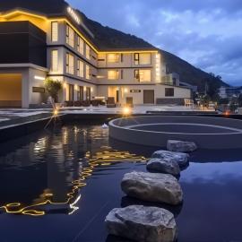 Langji Mizang Hotel, hotell i Tazang