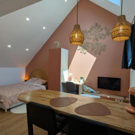 La Suite - Résidence Chez Gally à Angers, hotel in Les Ponts-de-Cé