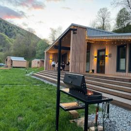 Trava Bungalow, khách sạn ở Korostov