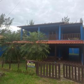 Casa Espaçosa em Unamar