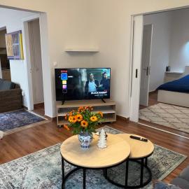 Urban art House, hotel Elefszínában