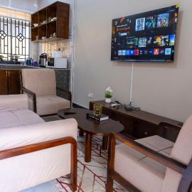 Sastar Homes – hotel w Irindze