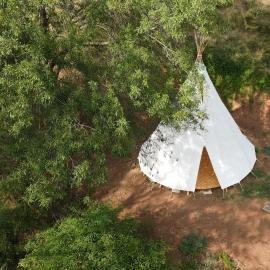 Les Cabânes-Tipi Paco en pleine nature