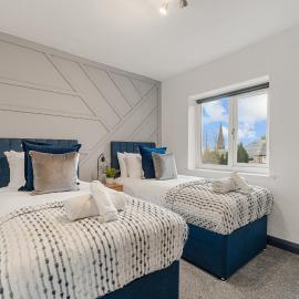 Contractor Stays - Halifax 3bed house - Sleeps 5 - Driveway Parking, хотел в Халифакс