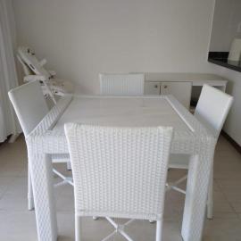 Apartamento térreo em hotel