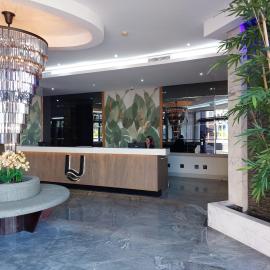 Umhlanga Apart Hotel, hotel di Durban