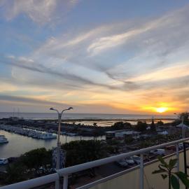 L'Ankr'Océan Loft Privé Terrasse Filante Front de mer Saint-Pierre