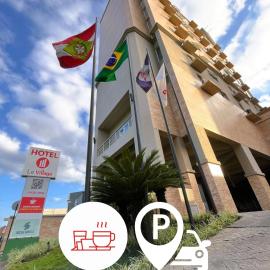 Le Village Flats e Hotel, hotel a Joinville