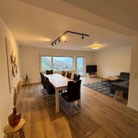 Ferienhaus an der Burg Coraidelstein, hotel i Klotten